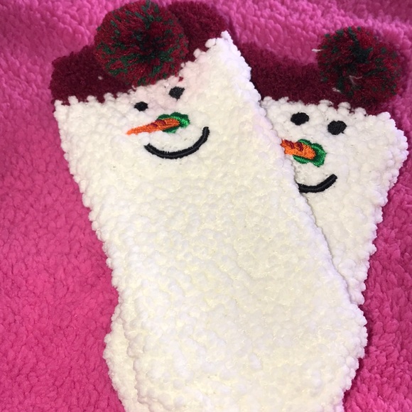Other - Snowman fuzzy kids socks